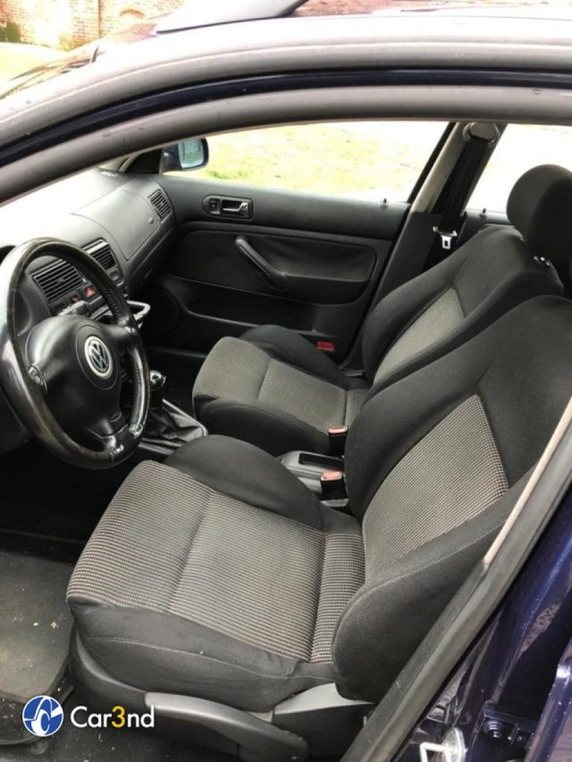 VOLKSWAGEN Golf Variant usata, con Autoradio