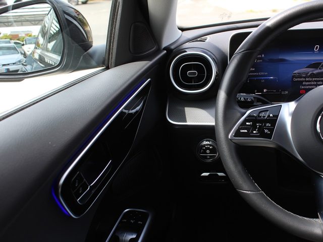 MERCEDES-BENZ C 200 usata, con Regolazione elettrica sedili