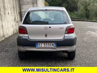 TOYOTA Yaris usata 6