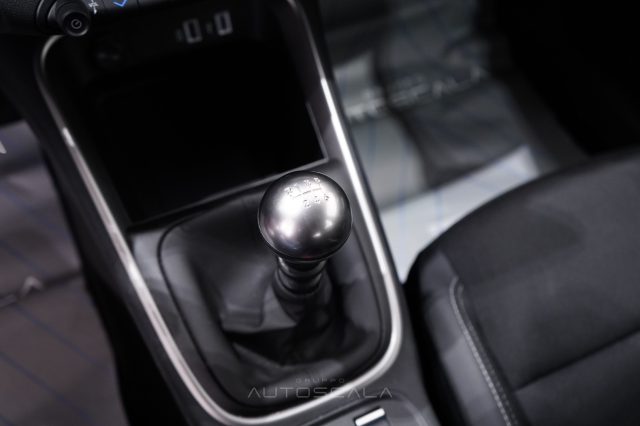JEEP Avenger usata, con Autoradio digitale