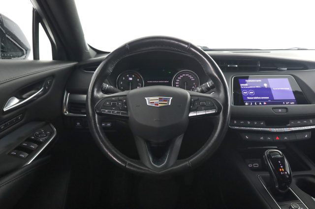 CADILLAC XT4 usata 11