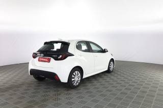 TOYOTA Yaris usata 3
