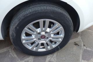 FIAT Punto usata, con Specchietti laterali elettrici