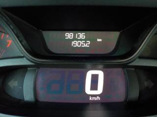 RENAULT Captur usata 28