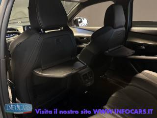 PEUGEOT 5008 usata, con Touch screen