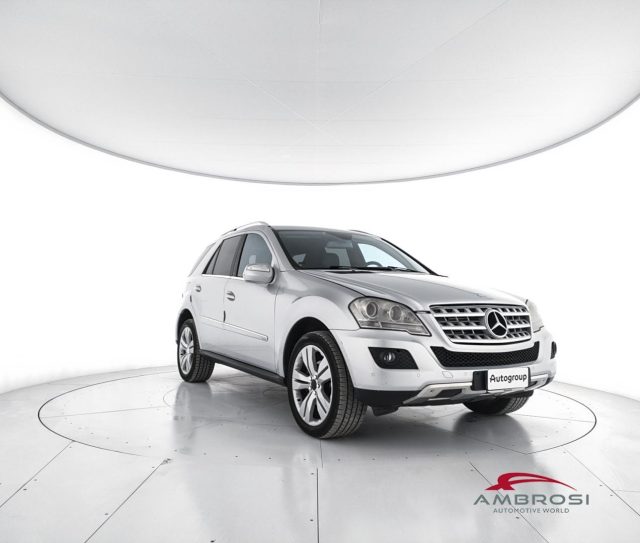 MERCEDES-BENZ ML 320 usata 1