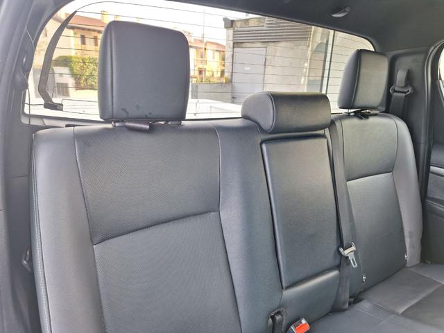 TOYOTA Hilux usata, con Airbag testa