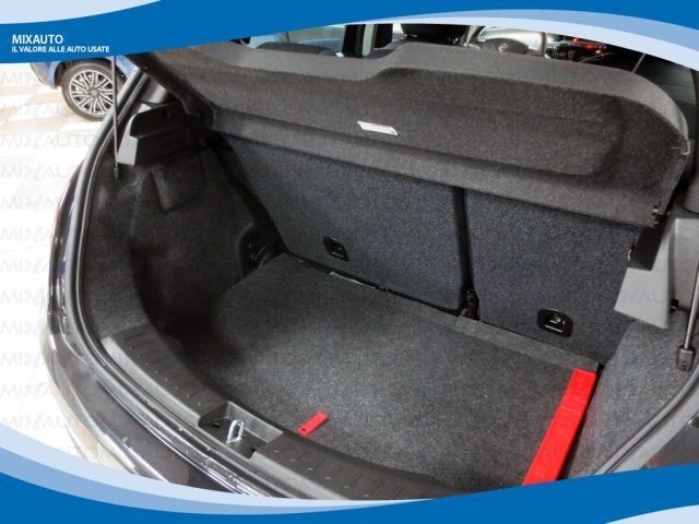 LANCIA Ypsilon usata, con Sedile posteriore sdoppiato