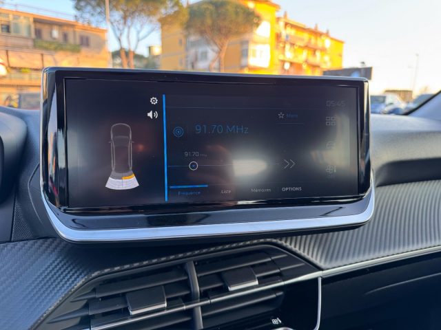 PEUGEOT 208 usata, con Volante multifunzione