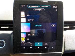 RENAULT Clio usata, con Sedile posteriore sdoppiato