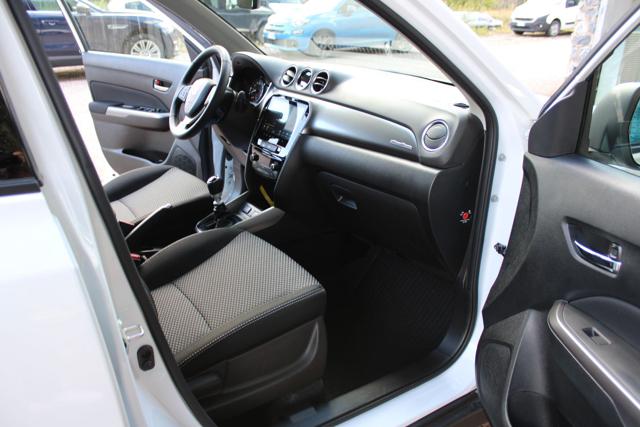 SUZUKI Vitara usata, con Fari Xenon