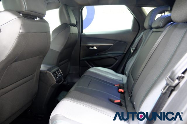 PEUGEOT 3008 usata, con Isofix