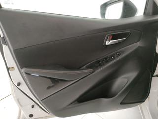 MAZDA 2 usata, con Climatizzatore