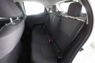TOYOTA Yaris usata 3