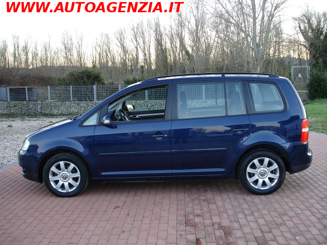 VOLKSWAGEN Touran usata 3