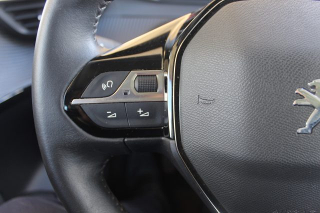 PEUGEOT 208 usata 16