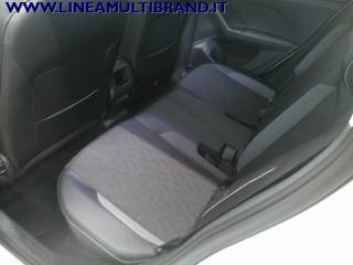 VOLKSWAGEN T-Cross usata, con USB