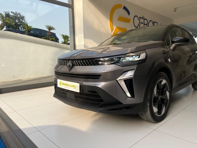 RENAULT Captur usata, con Autoradio