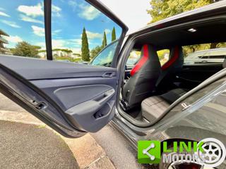 VOLKSWAGEN Golf usata, con Sistema di navigazione