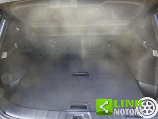 NISSAN Qashqai usata, con Fari Xenon