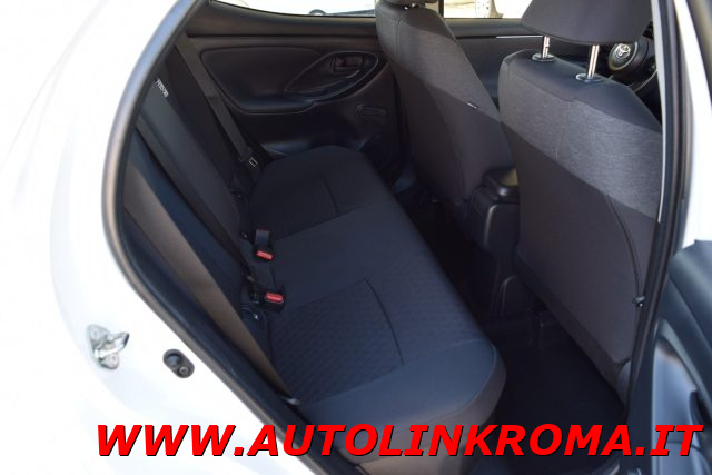 TOYOTA Yaris usata, con Volante multifunzione