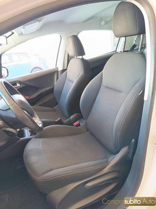 PEUGEOT 208 usata, con ESP