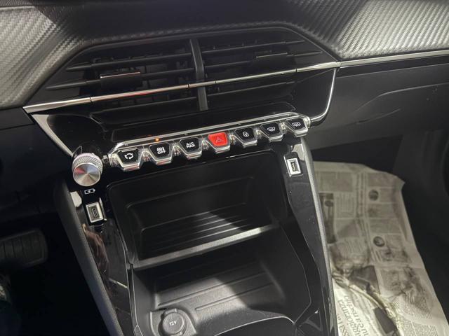 PEUGEOT 2008 usata, con Controllo automatico clima