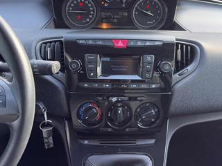 LANCIA Ypsilon usata, con Controllo trazione