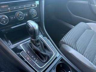VOLKSWAGEN Golf usata, con Controllo trazione
