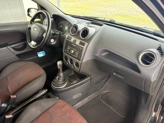 FORD Fiesta usata, con Lettore CD