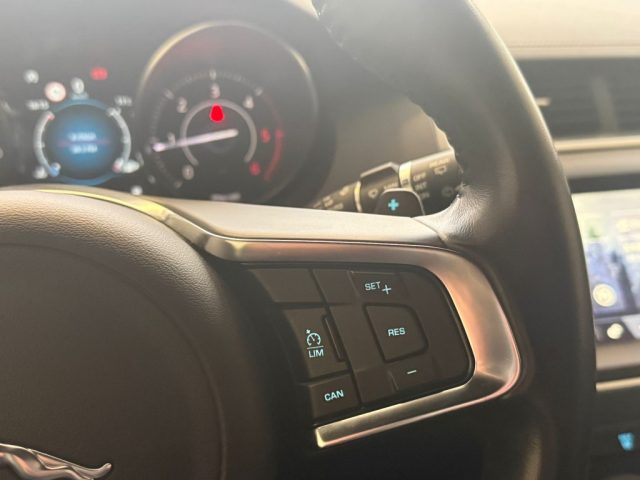 JAGUAR E-Pace usata, con Regolazione elettrica sedili