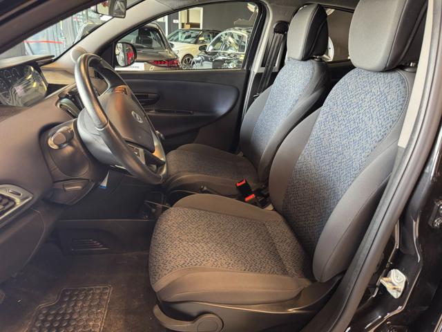 LANCIA Ypsilon usata, con Fendinebbia