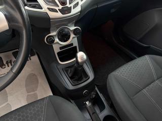 FORD Fiesta usata, con ESP