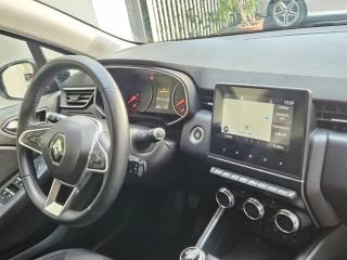 RENAULT Clio usata, con Touch screen
