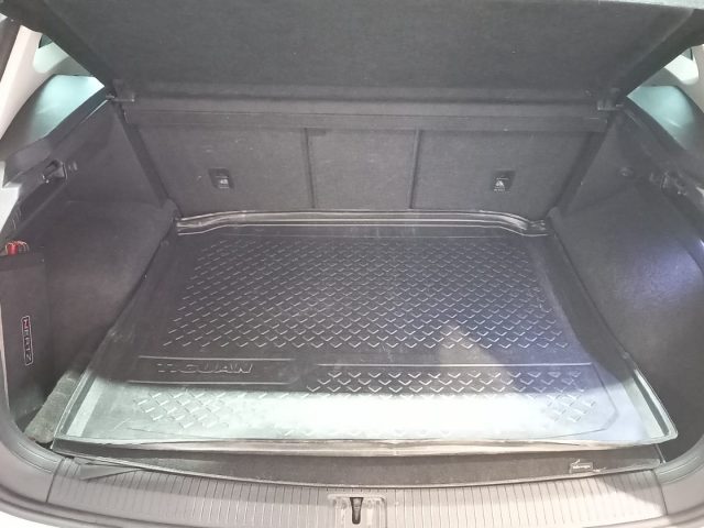 VOLKSWAGEN Tiguan usata, con Controllo automatico clima
