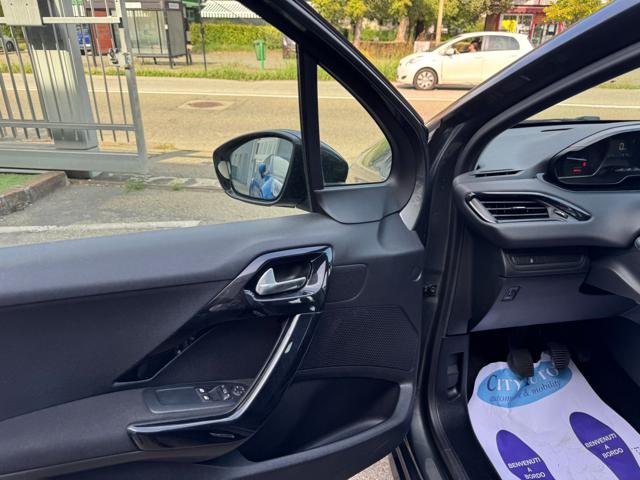 PEUGEOT 208 usata, con Cerchi in lega