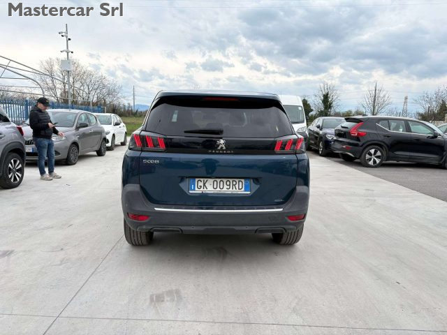 PEUGEOT 5008 usata, con Alzacristalli elettrici