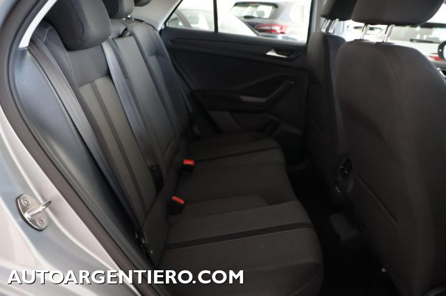 VOLKSWAGEN T-Roc usata, con Volante multifunzione