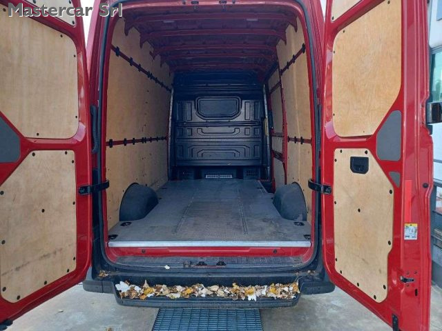 VOLKSWAGEN Crafter usata 12