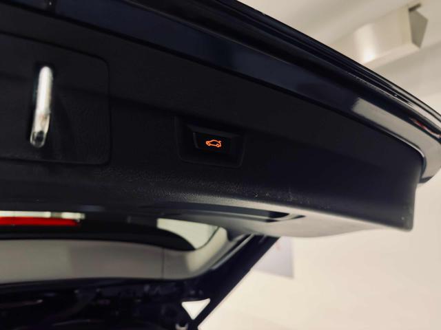 BMW 218 usata, con Airbag testa