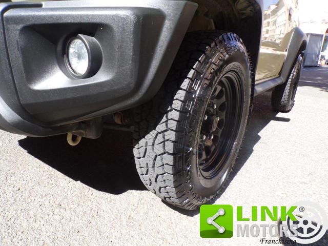 SUZUKI Jimny usata, con Trazione integrale