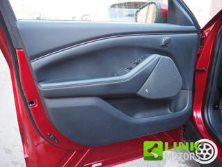 FORD Mustang Mach-E usata, con Servosterzo