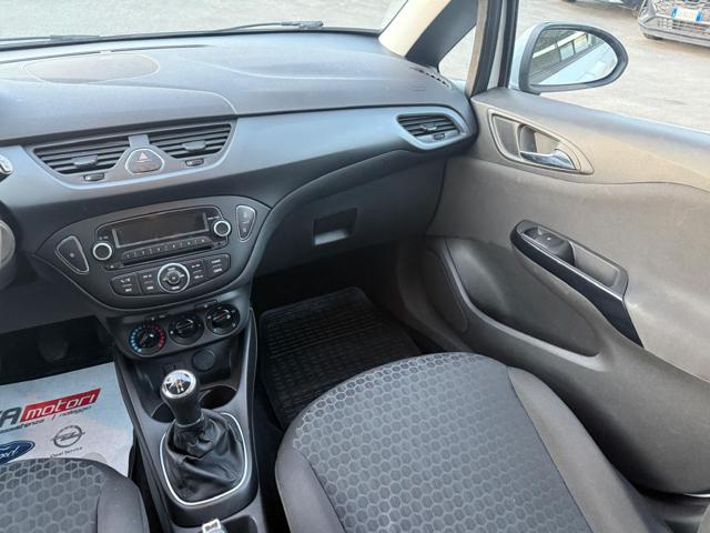 OPEL Corsa usata, con ESP