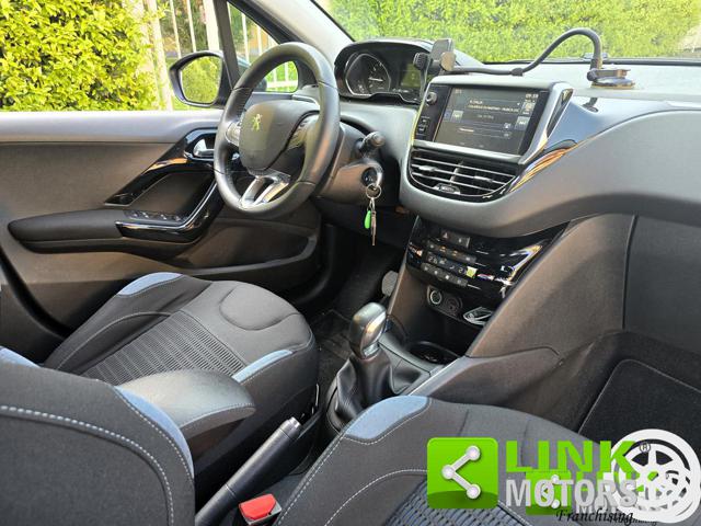 PEUGEOT 208 usata, con Fari direzionali