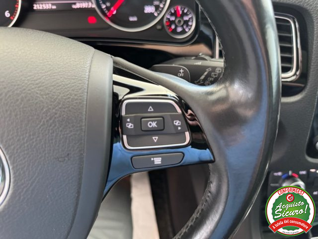 VOLKSWAGEN Touareg usata, con Lettore CD
