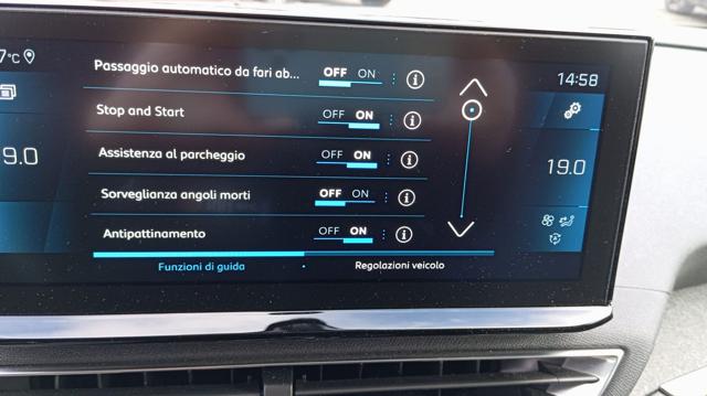 PEUGEOT 5008 usata, con Chiusura centralizzata telecomandata