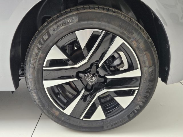 PEUGEOT 208 usata, con Sensori di parcheggio posteriori
