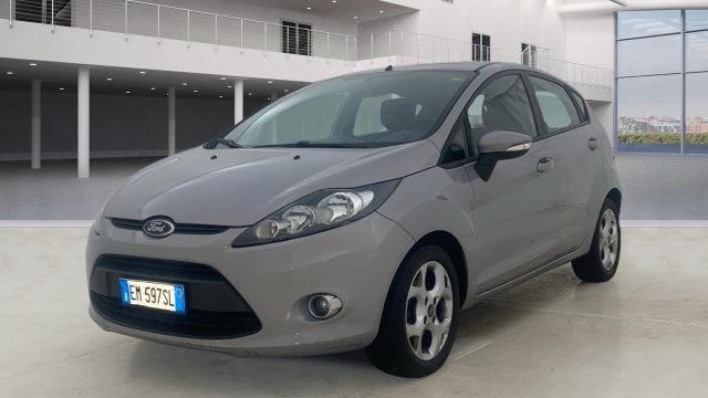 FORD Fiesta usata, con ABS
