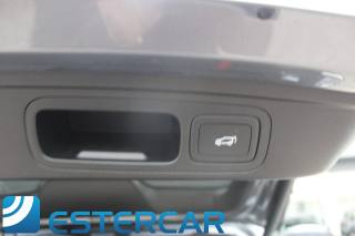 MG HS usata, con Frenata d