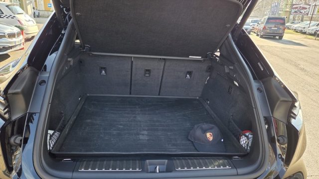 PORSCHE Macan usata, con Fendinebbia